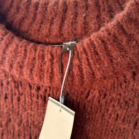 RAILS
Reagan Knitted Dropped Shoulder Sweater Size Small NWT - Picture 3 of 3